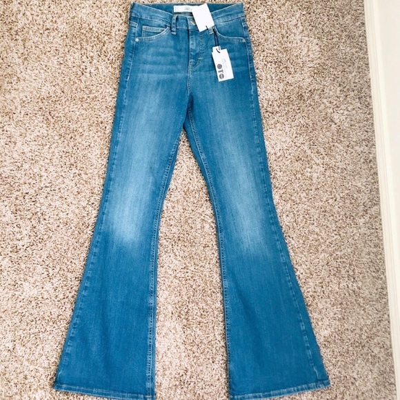 Topshop Jamie Flare Moto Jeans - Picture 7 of 9